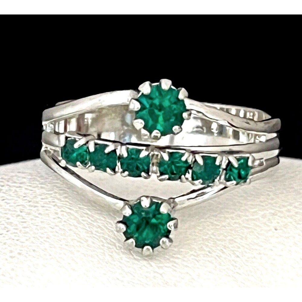 Vintage 1960s Cocktail Ring Mid Century Modern Silver Tone Green Rhinestone - 4J